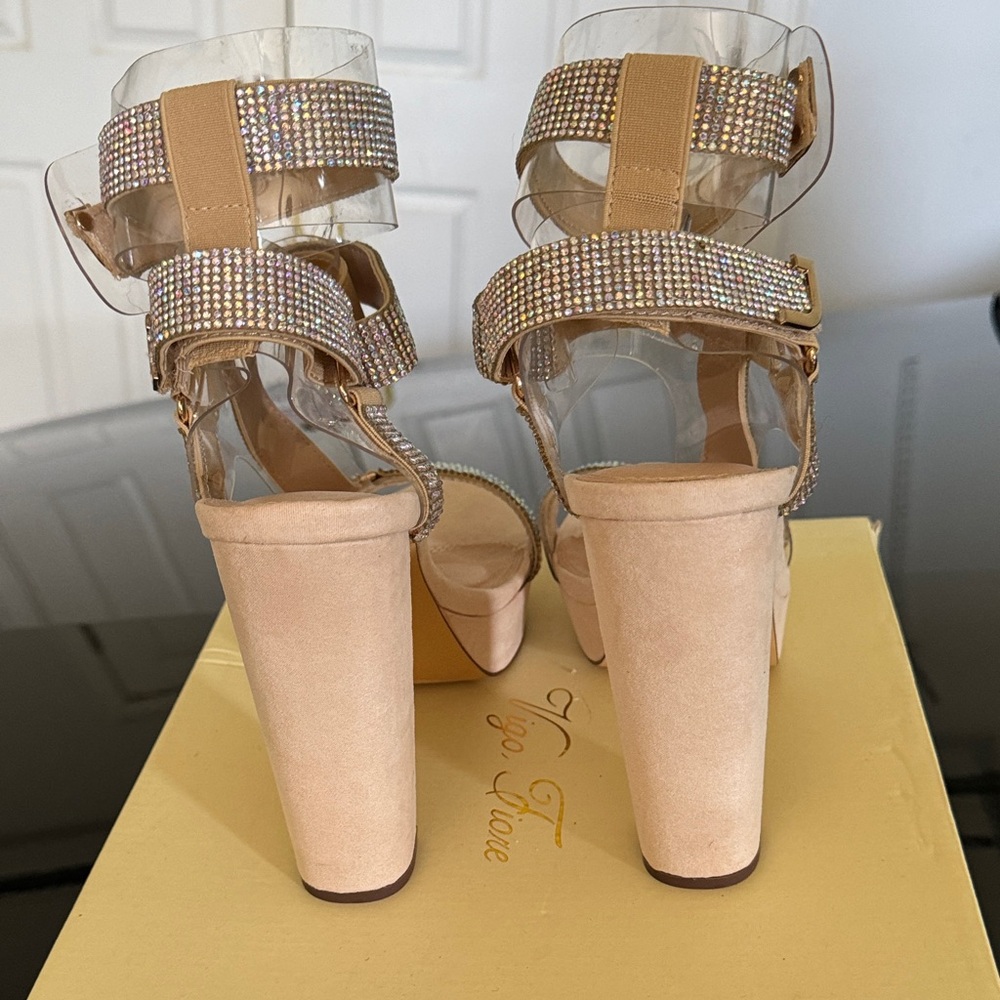 Chic Nude Rhinestone Platform Heels - Picture 4 of 6